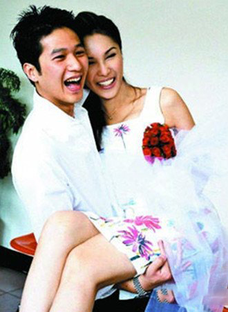 利菁变性前照片曝光 被变性医生曝光其变性过程