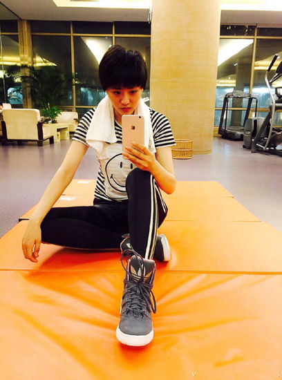 特种兵之霹雳火杀青 牟星晒肌肉调侃已变性