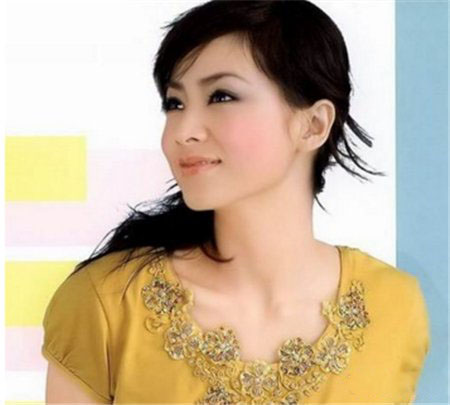 李湘妹妹李玲照片曝光李湘称其更漂亮聪明