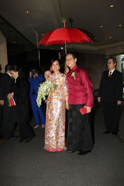 郑裕彤孙女郑志雯出嫁 力挺孙女婿给打满分