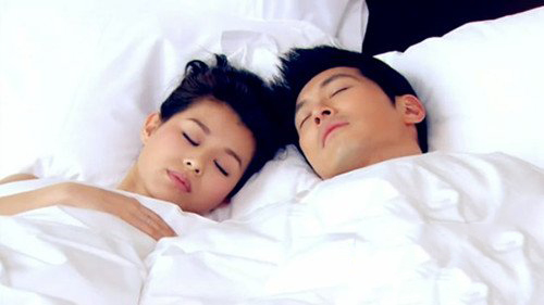 金玉满堂新剧照胡杏儿黄少祺床戏吻足5分钟