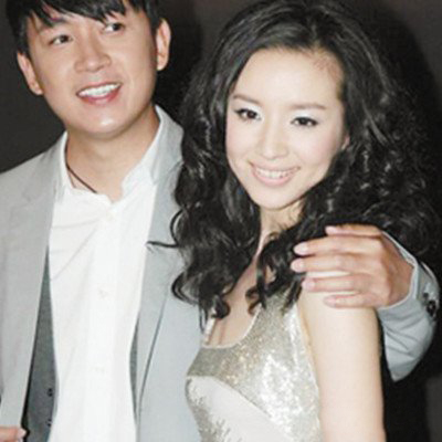 董洁丈夫照片 有内幕消息说董洁已离婚了?