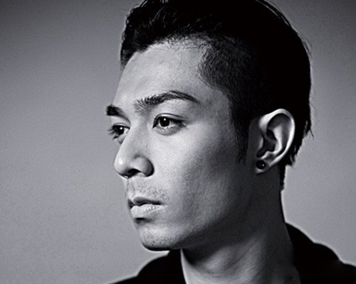 揭秘周柏豪身高 大长腿歌手的娱乐"江湖记录"