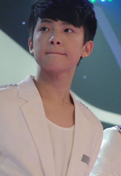 吴俊余女朋友曝光 绯闻女友大集合