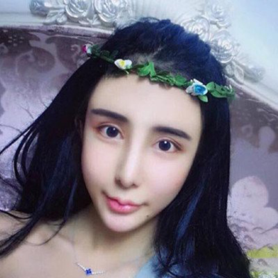 李恩熙整容前的照片曝光 节目中李蒽熙大放豪言引发网友争议