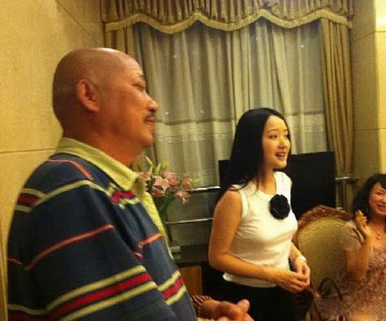 揭秘杨钰莹与赖文峰真实关系曝光 退出歌坛是赖家的要求