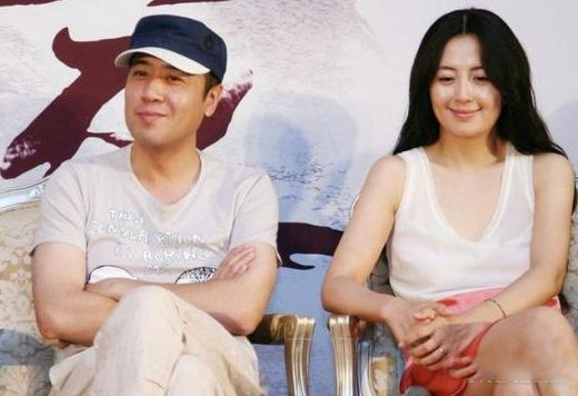 于和伟全家福照片于和伟老婆照片背景揭秘